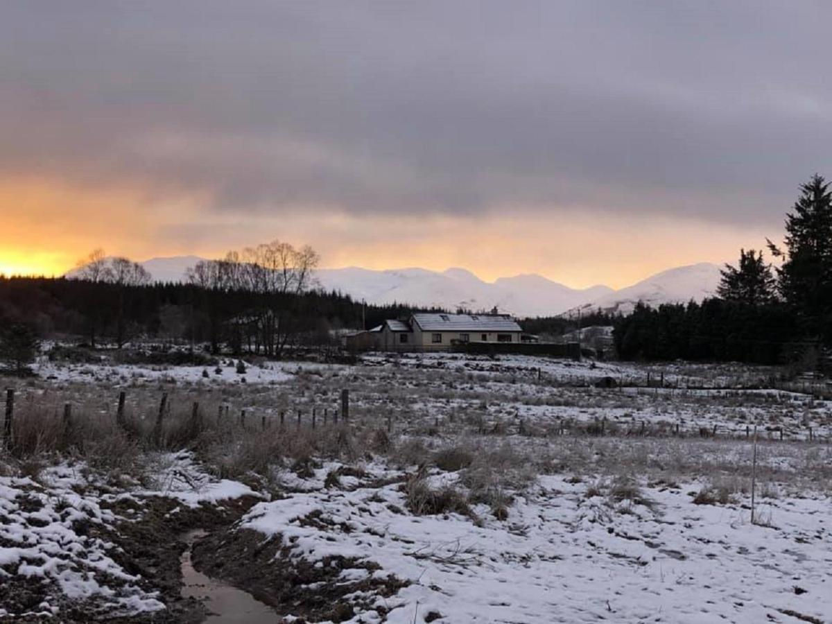 Stronaba Croft Cabins Spean Bridge Exterior photo